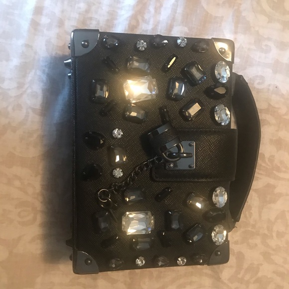 Lunchbox Clutch - Picture 1 of 2